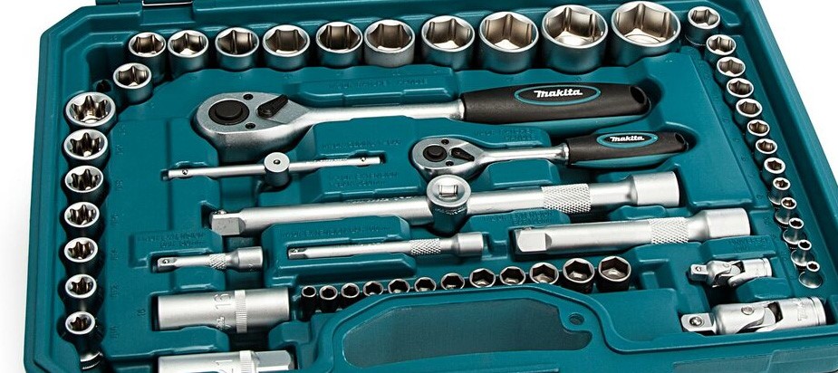 塞*馬様 MAKITA 充電式ケリ-ナ Makita 227 Piece General Maintenance Kit Spanner Screwdriver